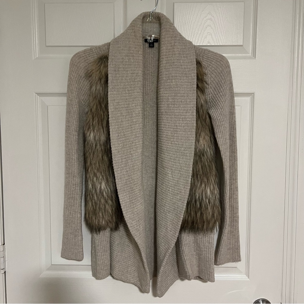 Ann Taylor Merino Wool Alpaca Faux Fur Beige Open Front Cardigan Sweater Size XS - Picture 2 of 3